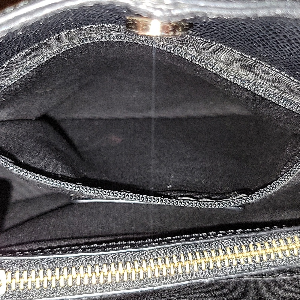 Coach black handbag - Picture 14 of 15